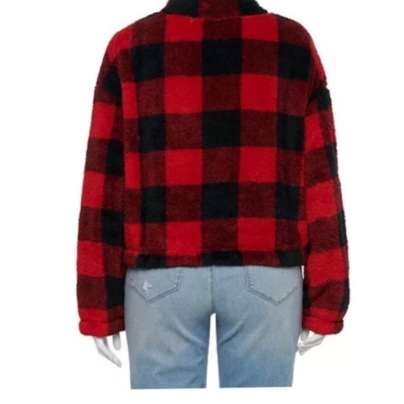 PLUS Size SO® Quarter-Zip Cropped Sherpa Pullover Tan Size 3X - Picture 2 of 2